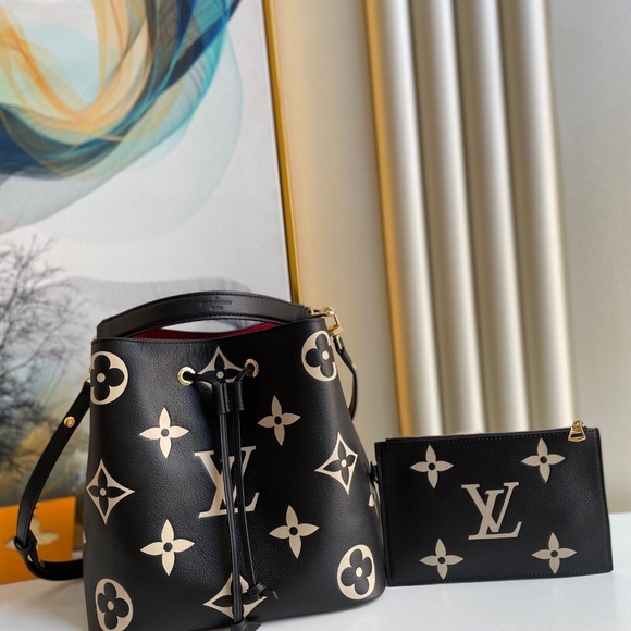 Louis Vuitton Shoes - <AUTHENTIC>Louis Vuitton bag